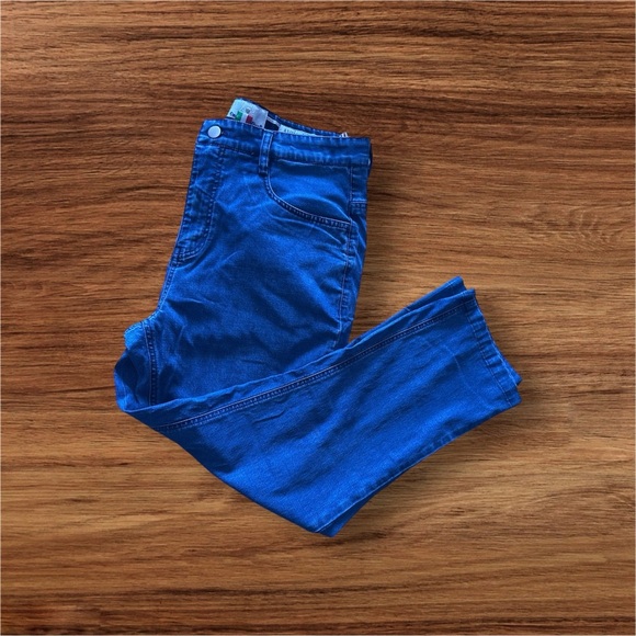 One In A Million" women's jeans, specifically the Legacy Contemporary fit. 32/33 - Picture 2 of 12